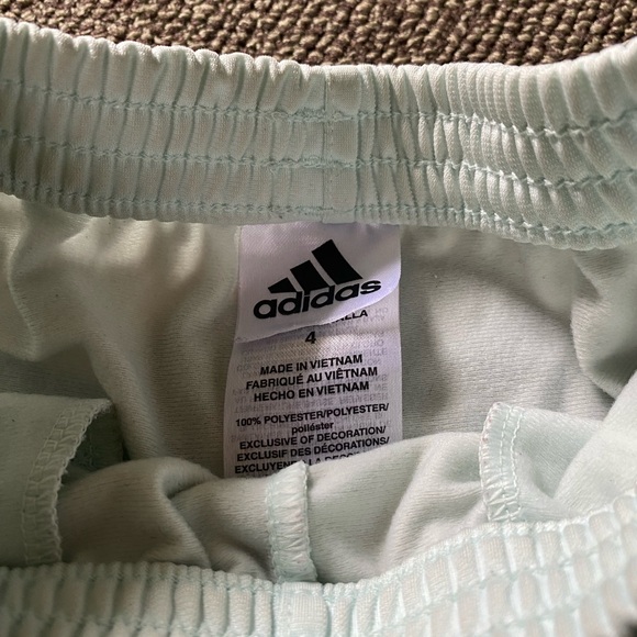 Adidas - Picture 5 of 9